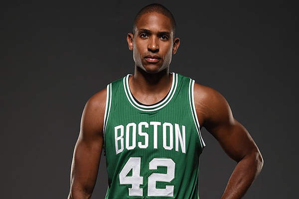 川超分区赛最佳阵出炉：南充门将成为票王，网红向男入选二阵（川超分区赛最佳阵公布：南充门将加冕票王，网红向男跻身二阵）