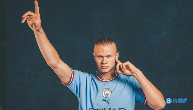 球星突破防守送出关键助攻（球星强突重围奉上关键助攻）