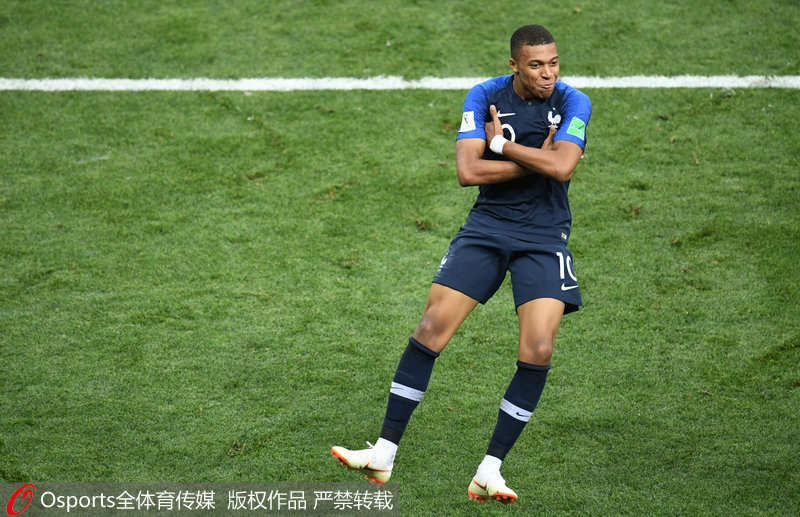 NBA：太阳替补群发威 轻取国王