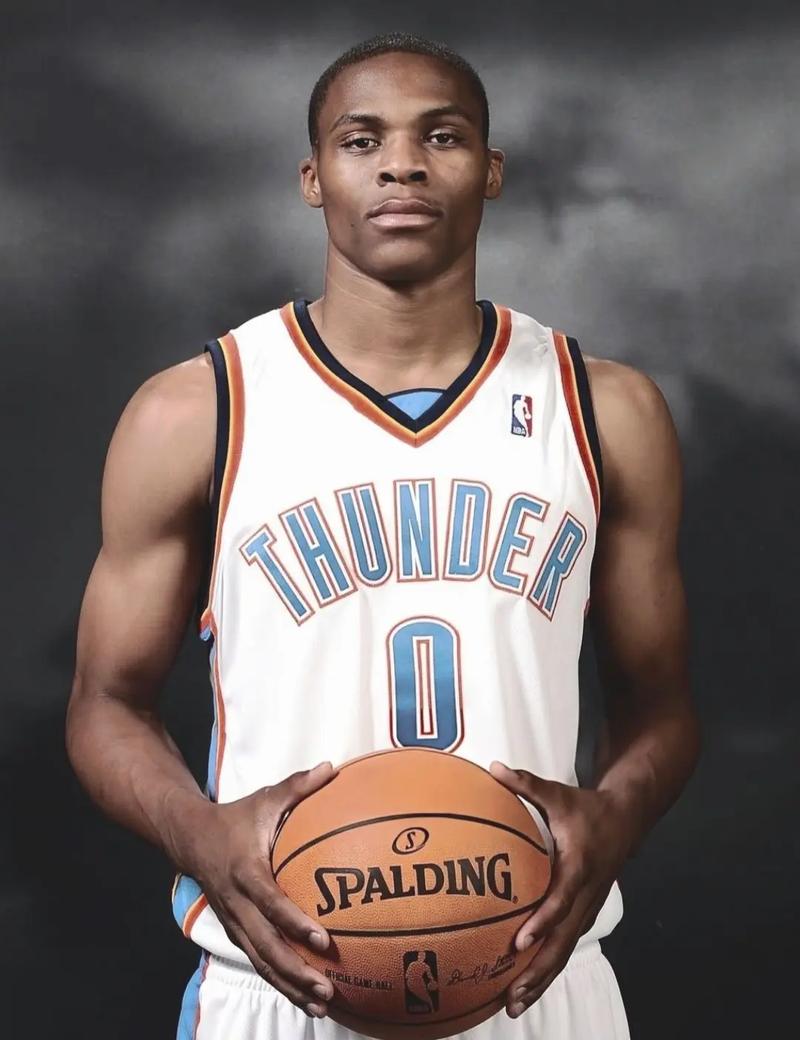 谢维军：收官战球票一下子就卖光了，我们全队上下也非常开心（谢维军：收官战门票瞬间售罄，全队上下都很开心）